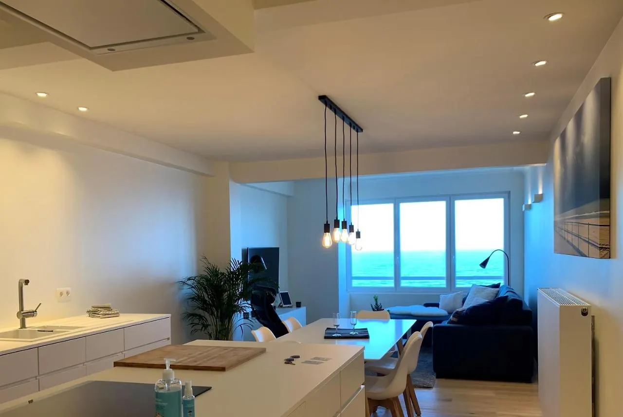 Oskar Luxe Appartement Op Zeedijk Met Zeezicht Oostende
